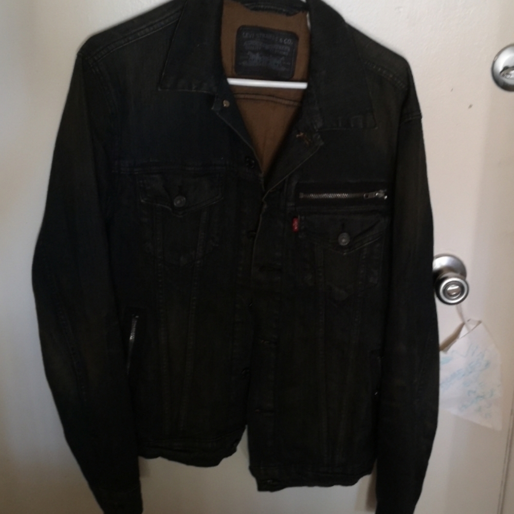 levis denim jacket
